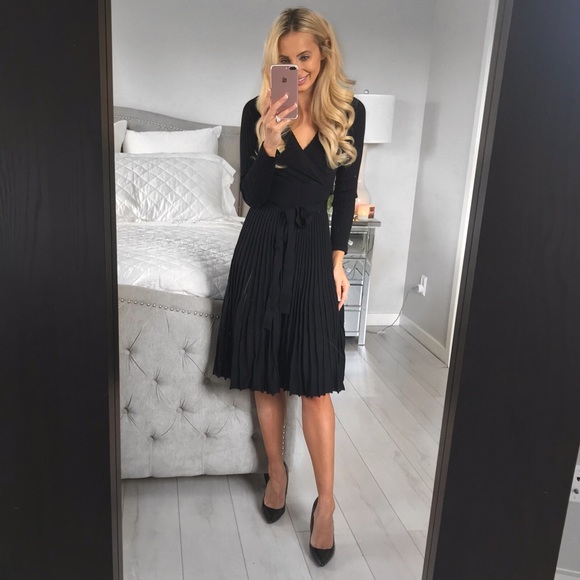 Little Pearls of Life Dresses & Skirts - Elegant Pleated Midi Black Sweater Style Dress